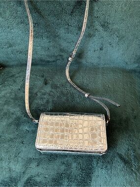 Marc Jacobs Like New Metallic Croc-Embossed Crossbody Bag - Silver